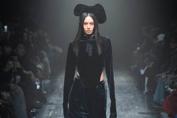 アンディサイデッド2024-25年秋冬コレクション - 夢への希望に煌めいて