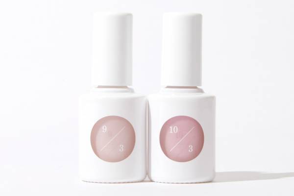 uka24年春ネイル、“シアーに色づくorラメ煌めく”大人のための上品なピンクカラー