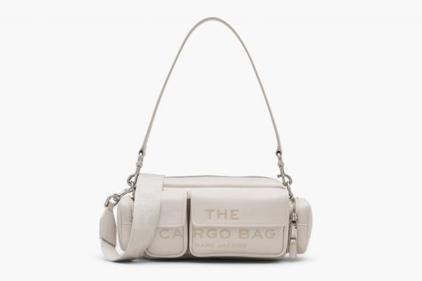 マーク ジェイコブスの24年春新作、カモ柄「ザ トート バッグ」やマルチポケットバッグ