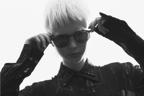 Y’sの24年春夏アイウェア、“ヘキサゴン型フレーム”のモダンなサングラスなど全3型