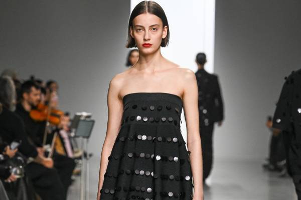 CFCL 2024-25年秋冬コレクション - 日々の抑揚の中でリズムを生み出す