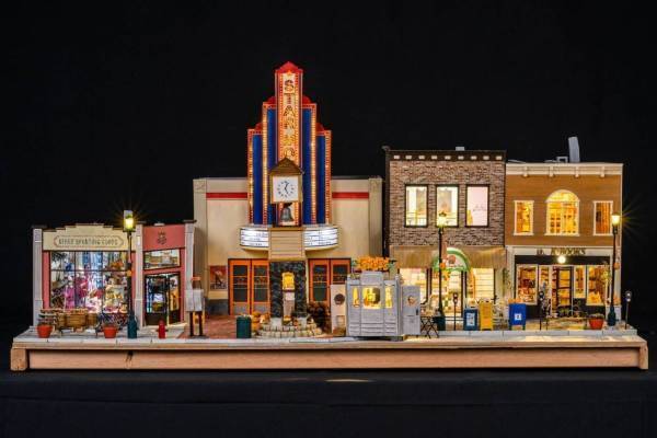 「ドールハウス展」横浜赤レンガ倉庫で - ドールハウスの歴史と今を紹介、“灯り”テーマの作品を展示