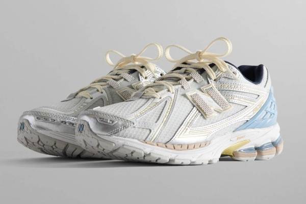 Kith×ニューバランスのコラボスニーカー「1906R」メッシュアッパー×メタリックなトゥキャップ