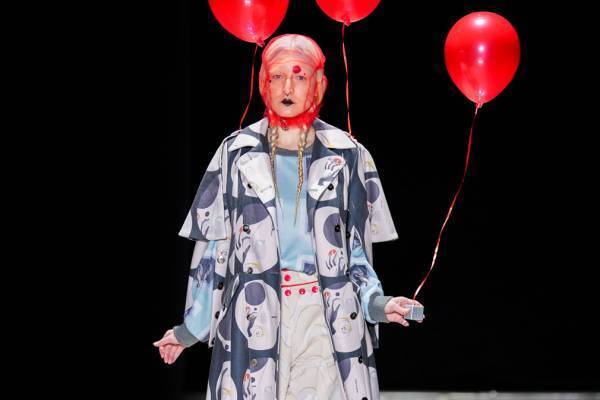 ペイデフェ 2024-25年秋冬コレクション - 無機質でありたいと願う“あの頃の自我”に寄り添って