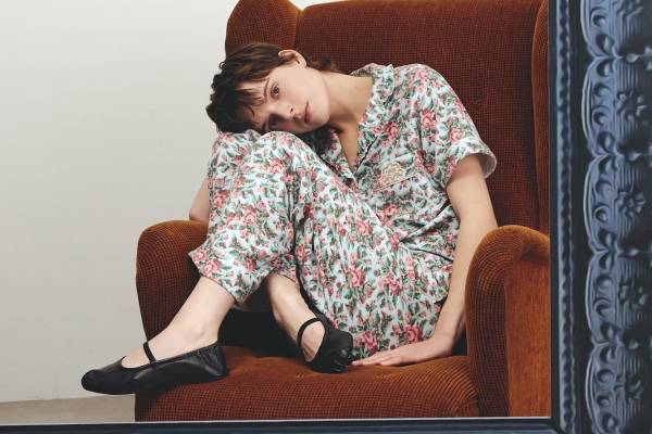 スナイデル ホーム×フェイラーのルームウェア、花柄のパイル生地ワンピやニットカーディガン