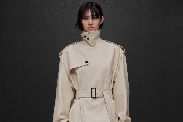 ハイク 2024-25年秋冬コレクション - ミリタリーをエレガントに