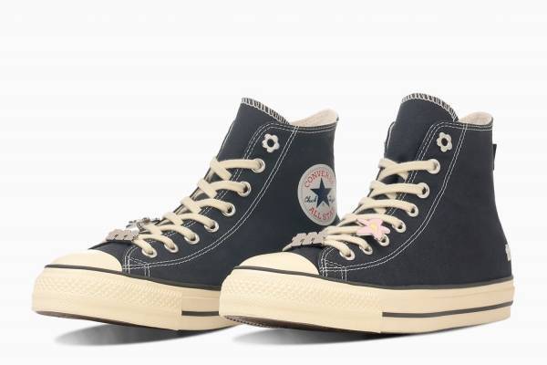コンバース×ティー“花＆ハート”を飾った「オールスター アール」スニーカー、ゴアテックス採用