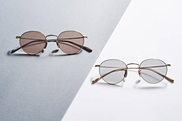 アイヴァン“幻想的な雲海”をイメージしたサングラス、ゴールド×シルバーのバイカラーで