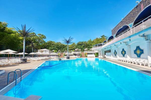 ホテルニューオータニ(東京)「ガーデンプール」GWに先行オープン、都内最大級の屋外プール