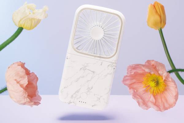 フランフランの新作小型扇風機「フレ スマートハンディファン」スマホのサイズ感＆6通りの風量調整
