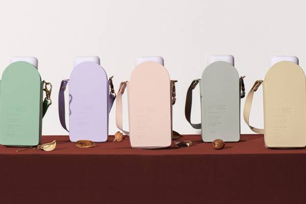 Wpc.“ミニバッグ風”日傘「遮光ポシェットタイニー」肩掛け＆鞄に取り付け可能、くすみカラー全5色で