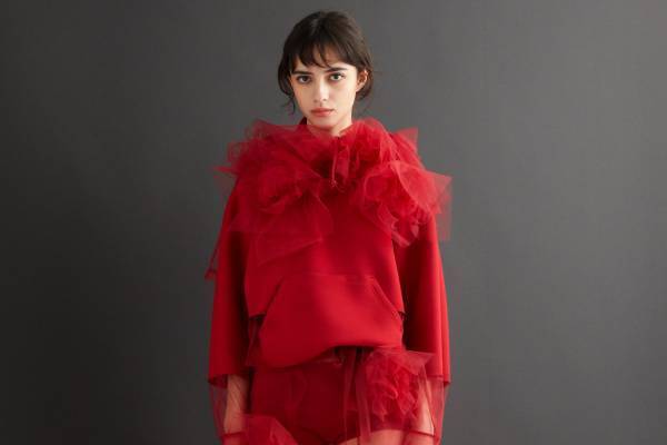 ミヤオ 2024年秋冬コレクション - 内に秘めたるその何か