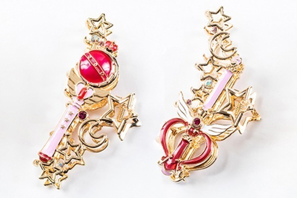 ラフォーレ原宿「セーラームーンストア」がリニューアル、スティック型チャームやお守りなど新作グッズも