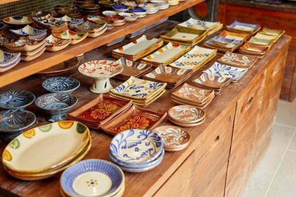 「赤坂蚤の市」東京・アークヒルズにヴィンテージ＆アンティーク雑貨が集結、グルメも盛り沢山