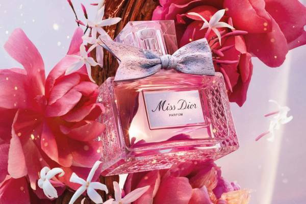 ディオール24年夏フレグランス、名香「ミス ディオール」を“濃厚ジャスミン×甘いベリー”で再解釈