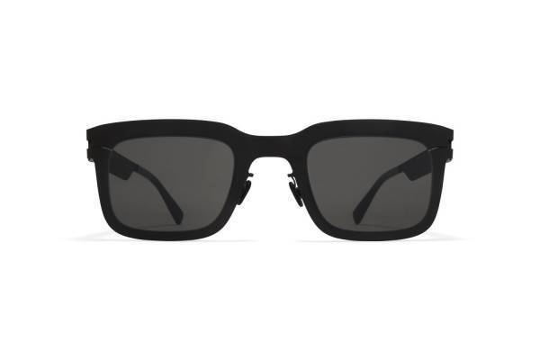 マイキータ“彫刻的なリム”の新作アイウェア、黒統一太めフレームや多角形レンズ