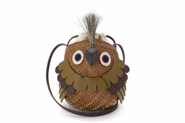 ロエベ「パウラズイビザ」2024年 - 「パズル」ラフィアバッグや鳥型バスケット、南国風チャームも