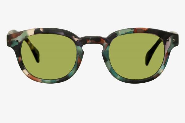 エンジニアド ガーメンツ×仏イジピジのアイウェア、カモフラージュ＆レオパード柄のサングラス