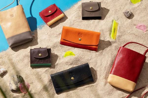 イル ビゾンテ24年春夏“バイカラー”レザーグッズ、ショルダーバッグや二つ折り財布など全5型