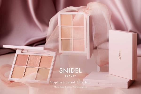 スナイデル ビューティ24年夏コスメ、“捨て色なし”ほんのり甘やかなピンクベージュの限定アイパレ