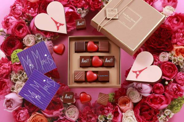 ジャン＝ポール・エヴァン24年母の日、真っ赤なハート型や「メルシー」の文字入りショコラ＆焼き菓子も