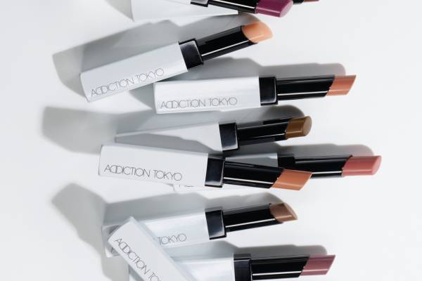 アディクション24年秋コスメ、“こなれ感ソフトマットorとろけるツヤティント”の新作リップバーム