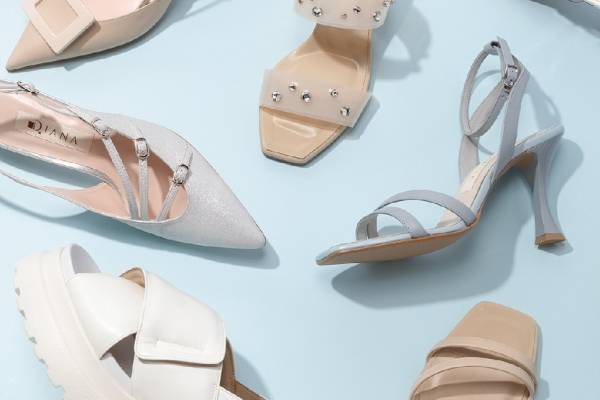ダイアナ24年夏シューズ、“着回しできて疲れない”バックル付きパンプス＆厚底サンダルなど