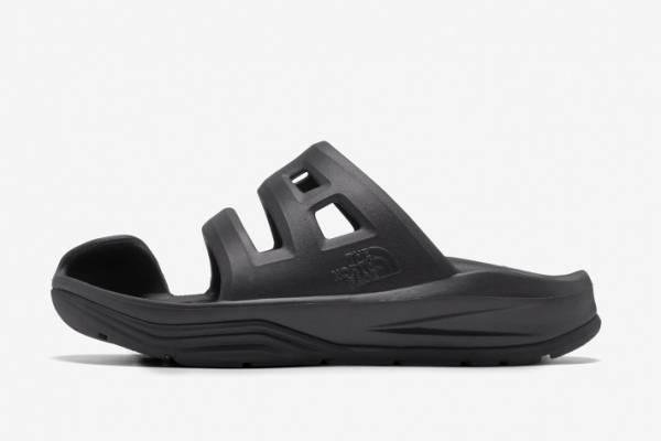 ザ・ノース・フェイス「リアクティブ」シューズ新作、紐付きスニーカー風サンダルなど