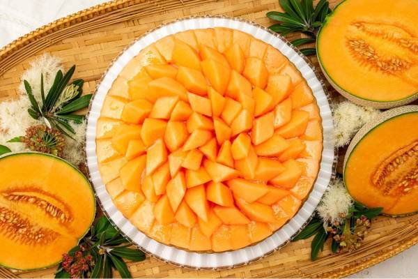 キル フェ ボン“熊本県産メロン約1玉”使用「レノンメロンのタルト」ジューシー果肉×2層クリーム