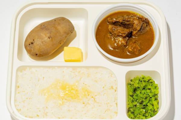 「オーベルジーヌ」グランスタ東京の新弁当・惣菜ゾーンにオープン、東京駅限定カレーや定番ビーフカレー