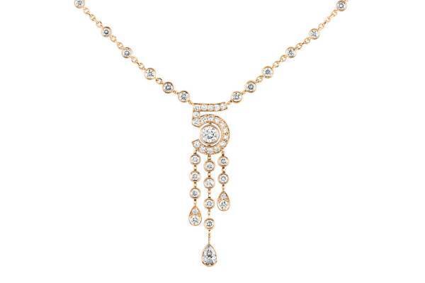 シャネル「コレクション N°5」ファイン ジュエリー、“ダイヤモンドのしずく”ネックレスやバングル