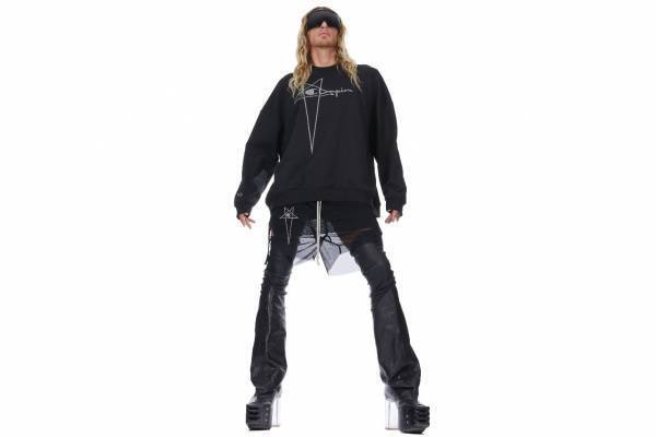 チャンピオン×リック・オウエンス、“五芒星”ロゴ入りスウェットシャツやジャンボウィンドブレーカー