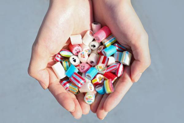 パパブブレ“25％増”の限定キャンディミックス、和梨など限定フレーバーや歴代人気フレーバー