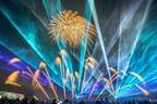 熊本の花火大会「ファンタジックショー～花火と光と音のページェント」光＆音楽とシンクロ