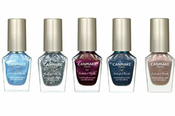 キャンメイク24年秋ネイル、近未来着想“宇宙のきらめき”を宿すクリアブルー＆シルバーホロなど