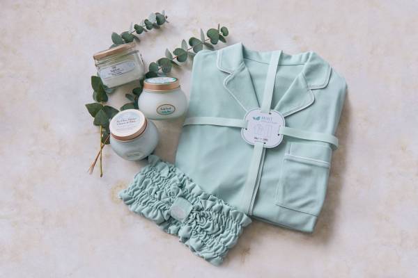 GU×SABONのコラボ再び！ひんやり冷感「ミントパジャマ」登場、“ヘアバンド付き”コスメキットも