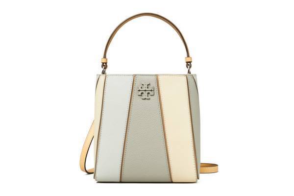 トリー バーチ「マックグロー」24春夏バッグ＆ウォレット、ニュアンスカラーの“カラーブロック”で