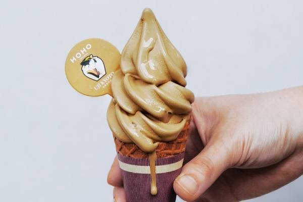 京都の焙じ専門店「ホホ ホウジチャ」大阪・あべのハルカス近鉄本店に、多彩なほうじ茶スイーツ