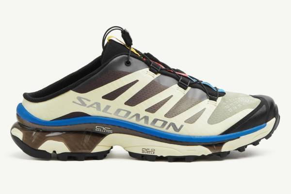 エムエム6 メゾン マルジェラ x サロモン「エックス・ティ・フォー」を再構築したミュール
