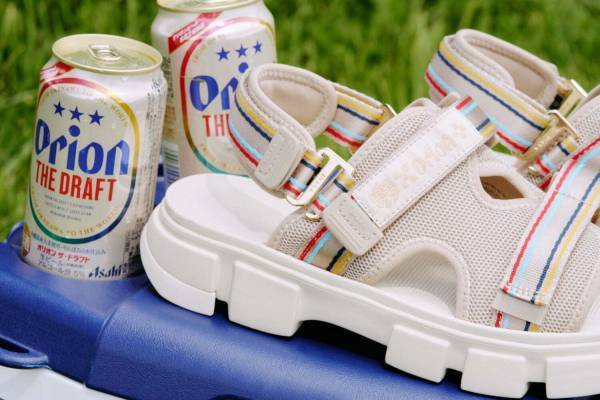 シャカ×オリオンビールのコラボサンダル「オリオン ザ・ドラフト」カラーのアッパーで