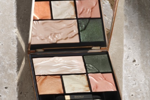 ランコム「ルーヴル美術館」の限定アイパレットが24年秋復刻、“まるで芸術品”彫刻デザインのパッケージ