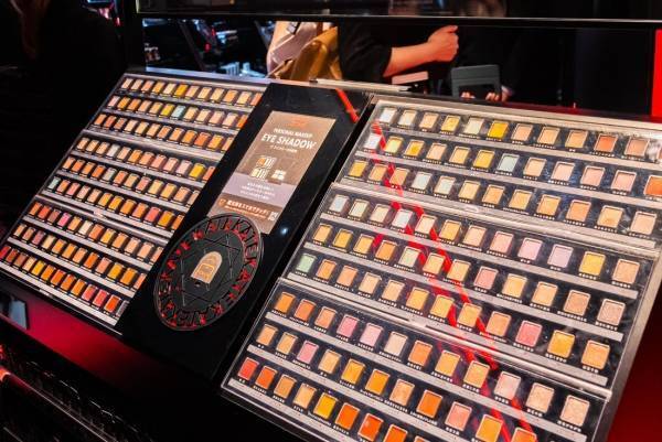 ケイト初のグローバル旗艦店が渋谷サクラステージに、全色試せる「リップモンスター」AI診断コンテンツも