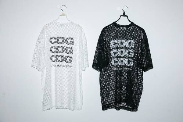 CDG24年夏、“左右でサイズの異なる”アシンメトリーTシャツやメッシュ素材ビッグTシャツ