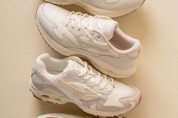 ミズノのユニセックスシューズ「サシコパック」伝統手芸“刺し子”着想のオールホワイトスニーカー