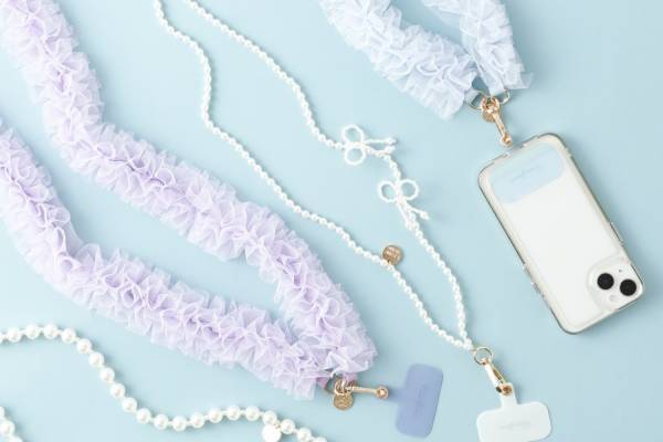 フランフラン“ふんわりチュール”やパールの新作スマホストラップ、蝶結びの小粒パールリボン付きも