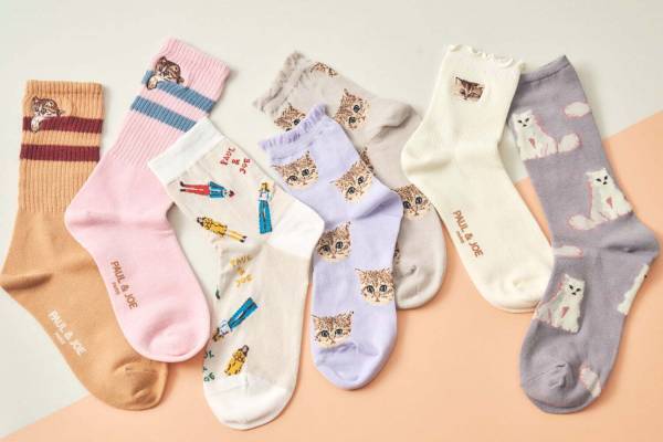 ポール & ジョー24年秋冬レディース＆メンズソックス、“猫のヌネット”くつろぐ柄や刺繍入りデザイン