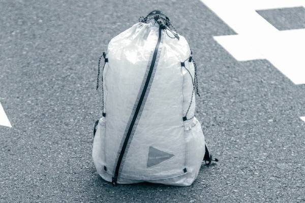 アンドワンダー関西エリア初の大型路面店が大阪・南船場に、パッカブル仕様の超軽量バックパック限定販売