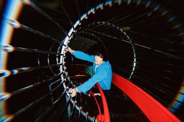 石崎ひゅーい初のカバーアルバム『night milk』藤井風「旅路」など全9曲を収録