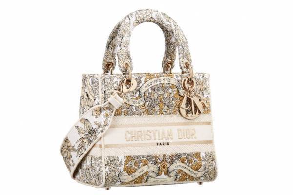 ディオール24年クリスマスのウィメンズギフト、鳥やユニコーン描いたバッグ「レディ D-ライト」など