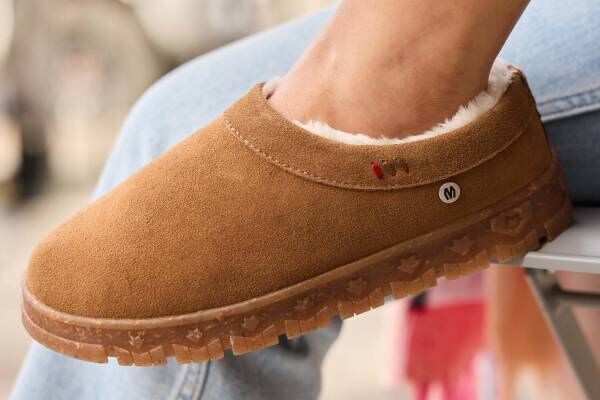 UGG⭐ケントン ずらさ ブラック スリッポン 23㎝